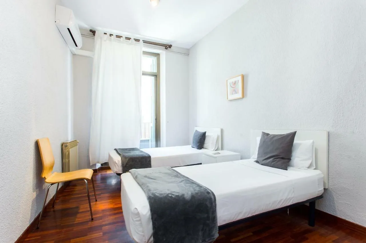 Friendly Rentals Rambla Flower Barcelona Apartment